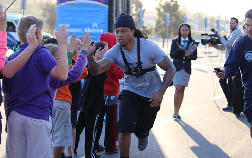 jason-verrett-highfive.jpg