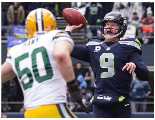 jon-ryan-tric-play-td-pass-vs-packers-funny-face.jpg