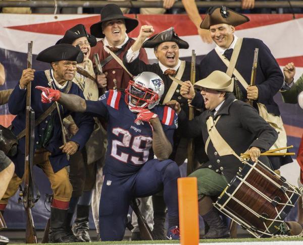 legarrette-blount-celebration-net.jpg