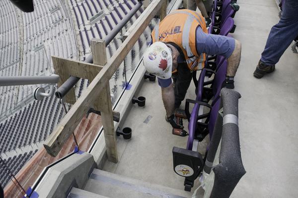vikings-stadium-seats-02.jpg