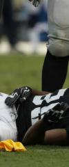 A Raiders és a Cowboys sztárja is agyrázkódást szenvedett 