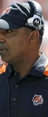 A Bengals egy évvel hosszabbított vezetőedzőjével