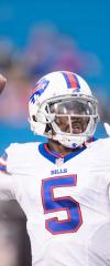 Tyrod Taylor hosszabbított